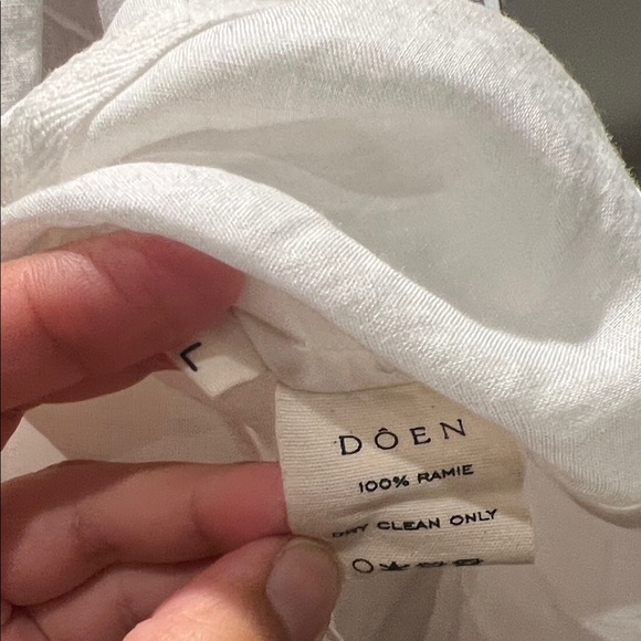 Doen Cream Blouse with Delicate Details - Picture 8 of 8